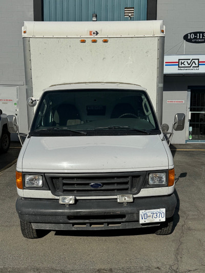 2004 Ford E450 Diesel Utility Cube Van