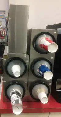 Cups and lids dispenser
