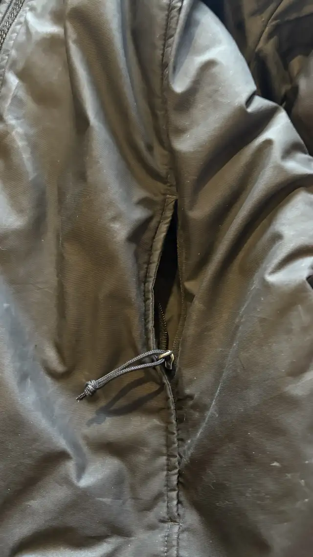 The North Face Jacket - Small in Women's - Tops & Outerwear in Mississauga / Peel Region - Image 10