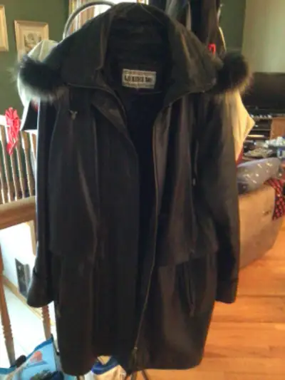 Manteau de cuir noir femme, View more