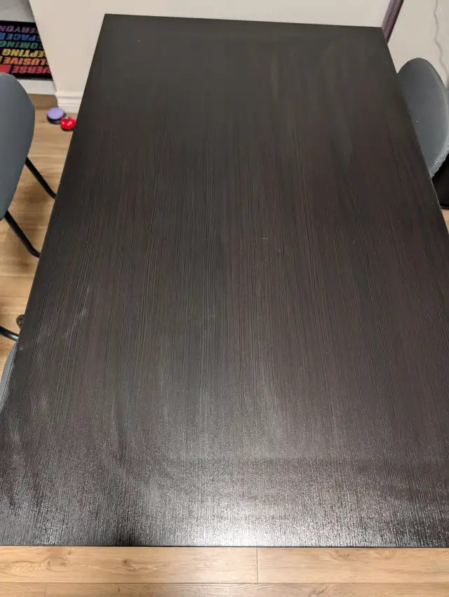 Small kitchen table and chairs for sale in Dining Tables & Sets in Markham / York Region - Image 3
