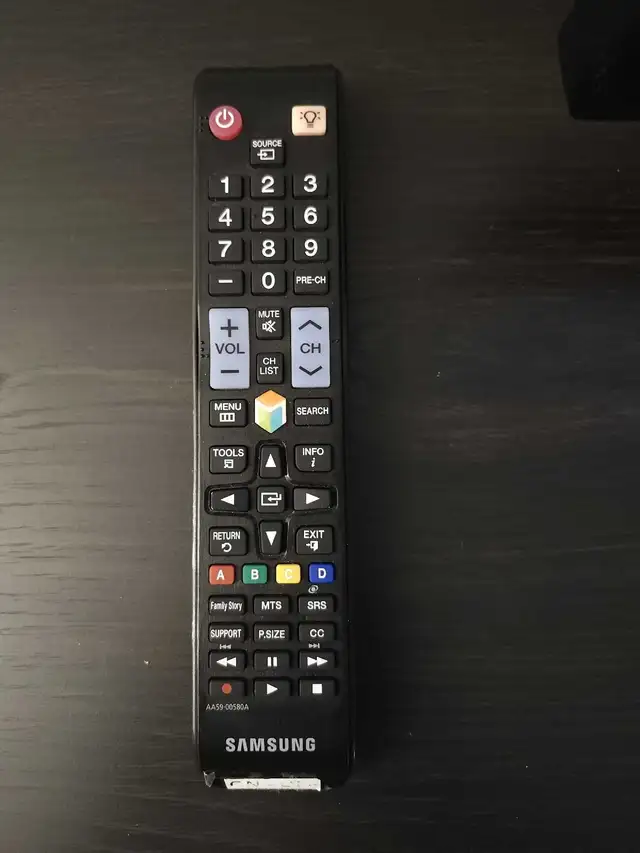 Samsung 50-inch Full HD Smart TV – Excellent Condition! in TVs in Ottawa - Image 6