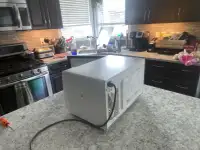 Gold star Microwave 