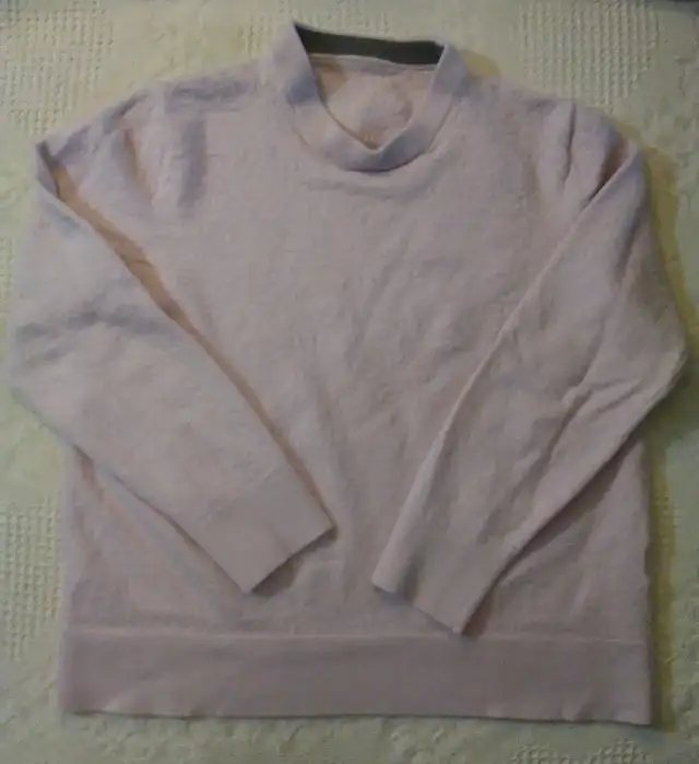 Sweaters and Cardigan in Women's - Tops & Outerwear in Kitchener / Waterloo - Image 6