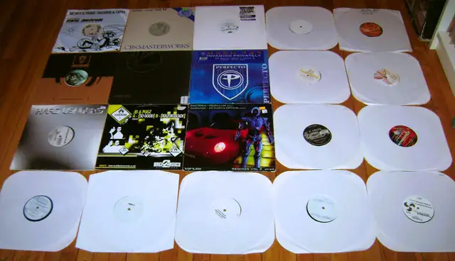 Collection of 20 DRUM 'N' BASS Vinyl Records