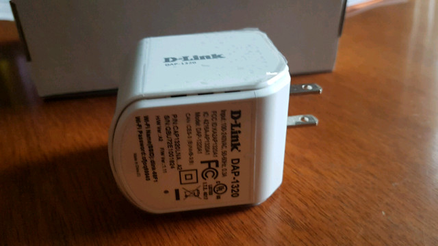 D-Link Wireless Range Extender in General Electronics in Oshawa / Durham Region - Image 3