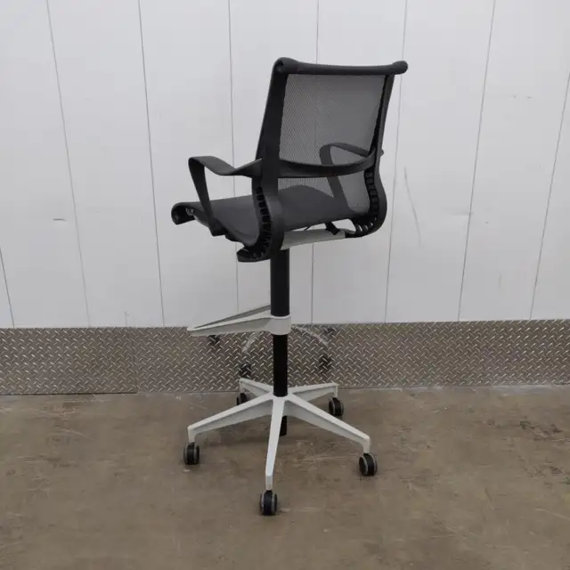 Herman Miller Setu Chair High Stool Work Seating All Mesh K8439 in Chairs & Recliners in City of Toronto - Image 10