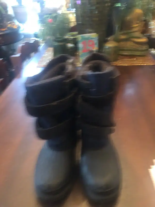 Boys Black Winter Boots. Size 5. in Kids & Youth in Edmonton - Image 3