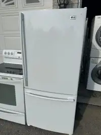 LG 30 w fridge bottom freezer can deliver