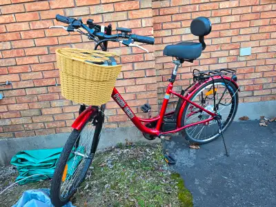 Paris E-Bike for Sale – Excellent Condition – $1,000 Purchased brand new from Daymak last summer ($1...