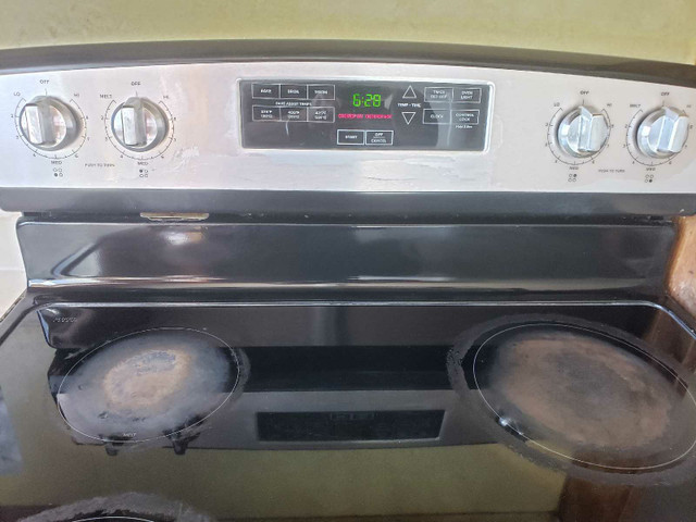 Amana stove in Stoves, Ovens & Ranges in Winnipeg - Image 2