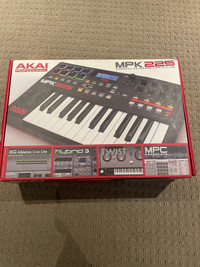 Akai MPK 225 Keyboard 