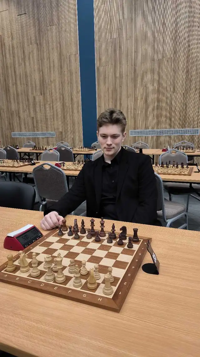 Chess lessons online