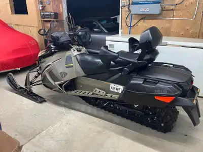 Yamaha s wanderC'est un 2023 1100 turbo 838 kilomètres toutes équipé Siège chauffant Power stering