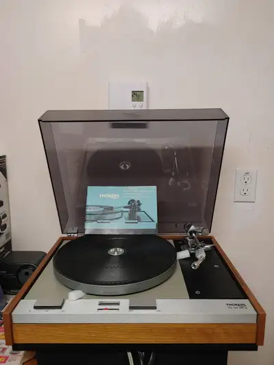 Thorens TD-125 MK2 MKII Turntable with SME 3009 Series 2 tonearm, View more