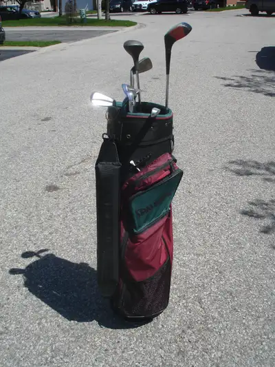 GOLF SEASON BEGINS SET OF 8 CLUBS & SPALDING CARRIER BAG $75.00!, View more