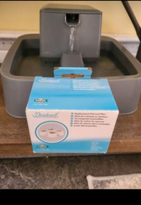 Pet Safe 2 litre Water dish with box of filters