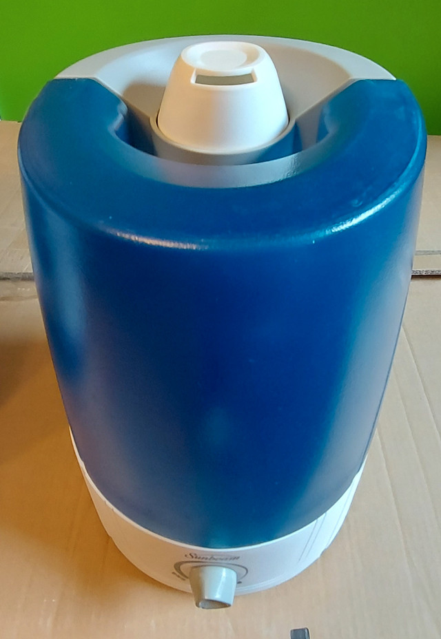 Humidificateur à ultrasons Sunbeam 3,78 L dans Santé et besoins spéciaux  à Longueuil/Rive Sud - Image 4