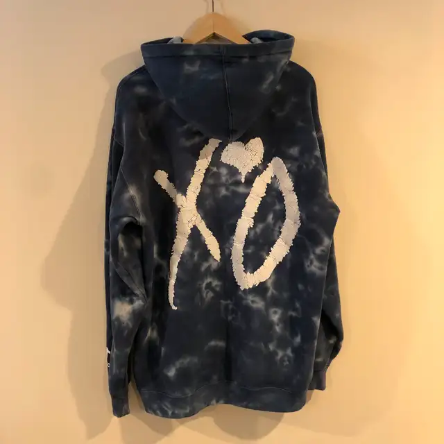 2020 The Weekend XO Static Tie Dye Hoodie Size Large L Men's in Men's in Barrie - Image 2