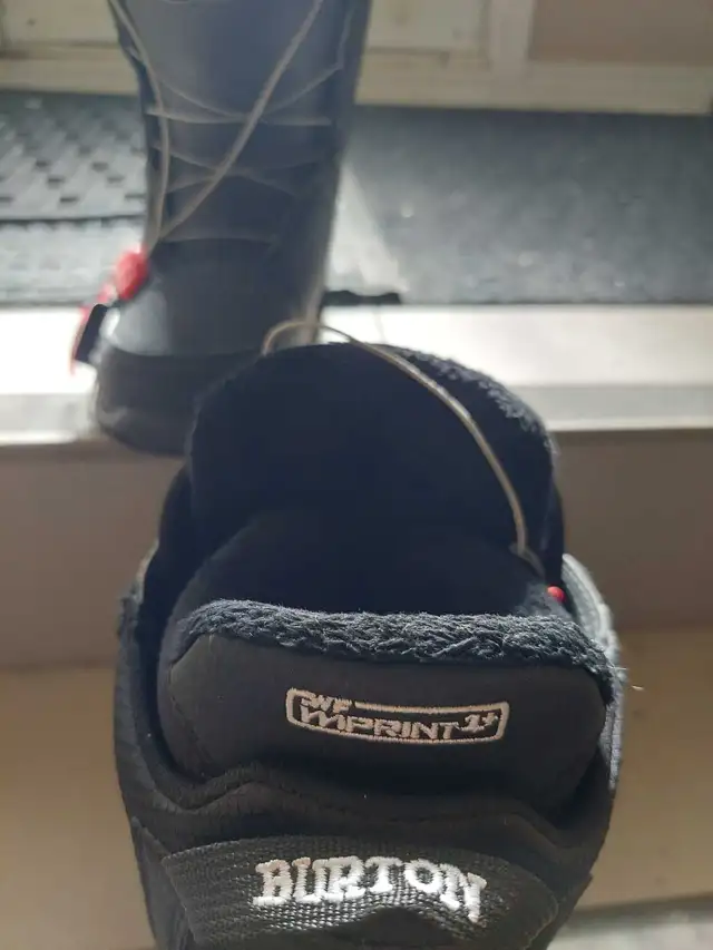 Snowboard Boots in Snowboard in Longueuil / South Shore - Image 5