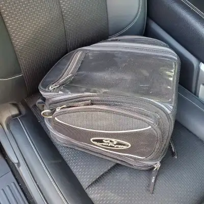 Motorcycle Magnetic Tank Bag (expandable) New condition
