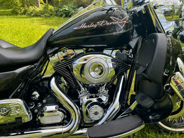 2012 Road King in Touring in Bedford - Image 4
