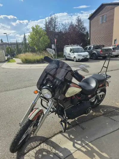 2011 Harley Davidson Dyna Wide Glide 49667KM • Basically new Metzler 888 tires front and rear • Prog...