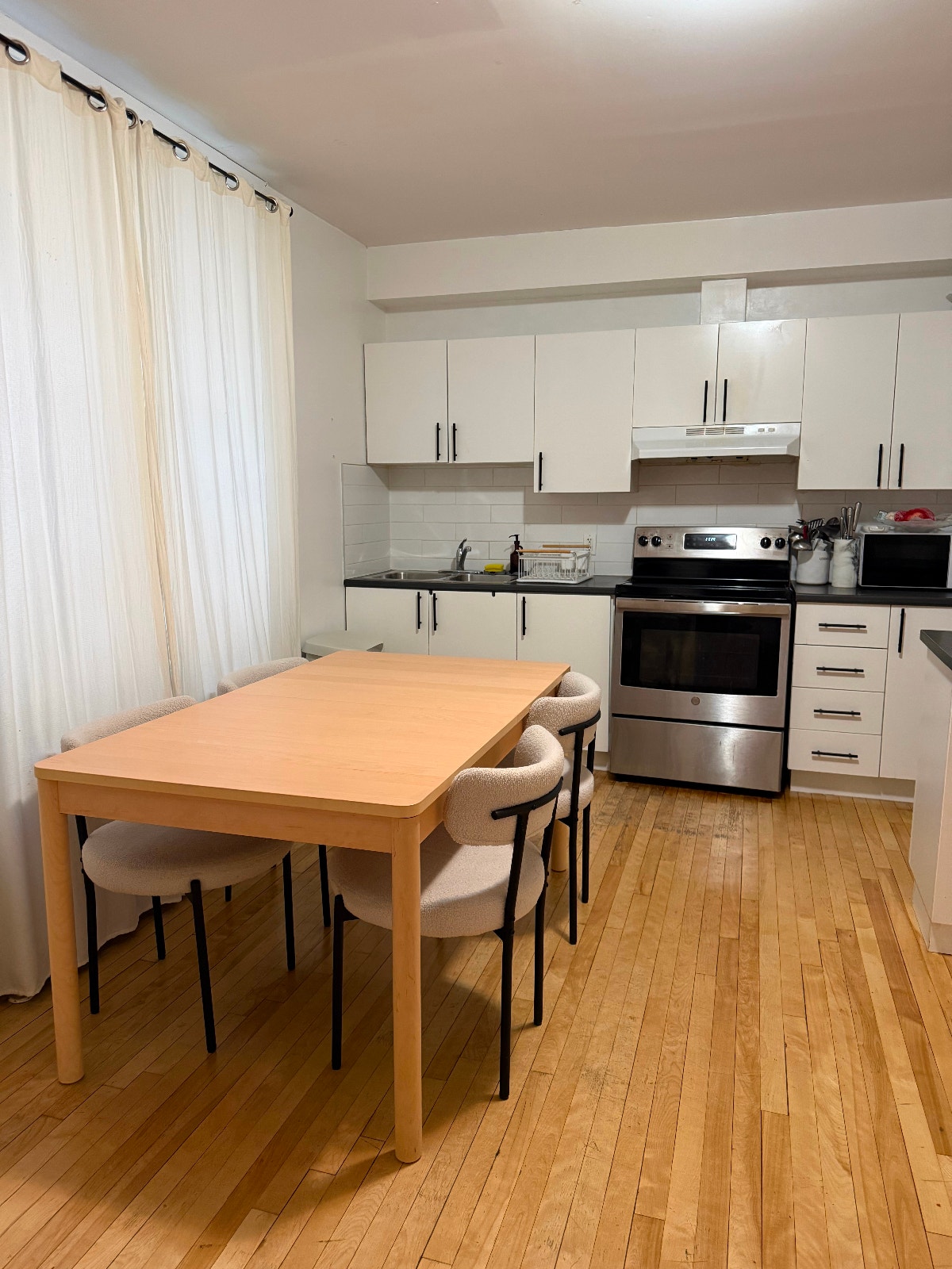 3720 Chemin Queen Mary — photo 2