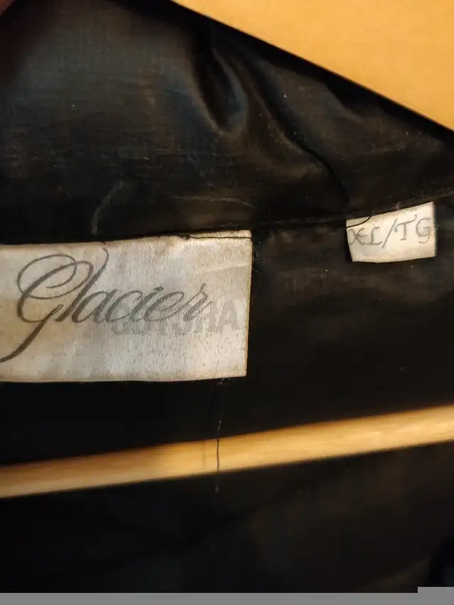 Women's coat  in Women's - Tops & Outerwear in Peterborough - Image 4