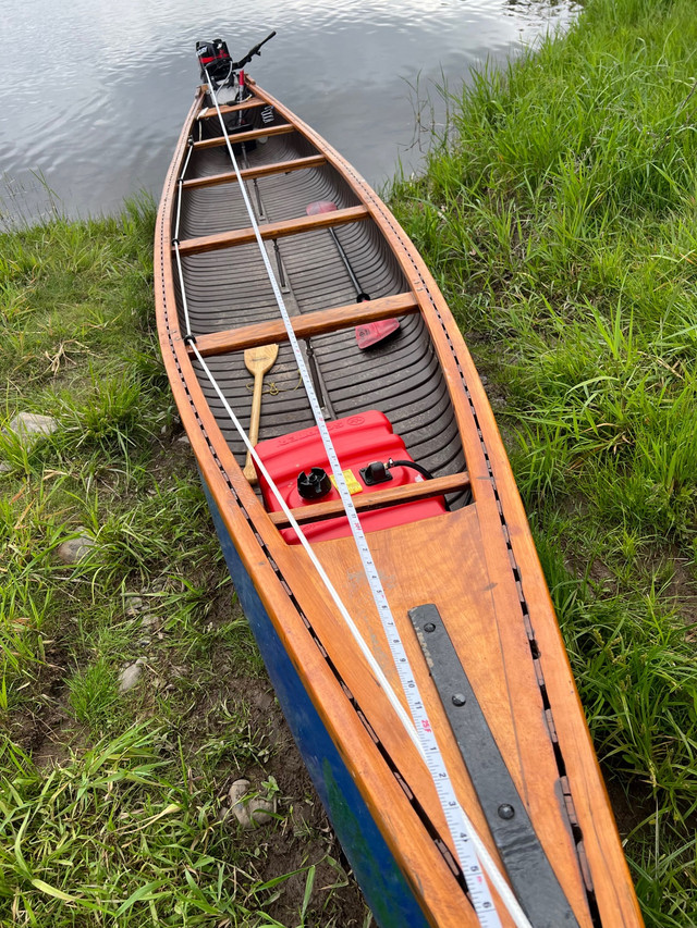 Canoe 27’   dans Canots, kayaks et rameurs  à Edmundston - Image 2