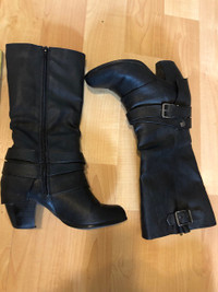 Ladies 3" black boots $20, size 6 by g 21, used