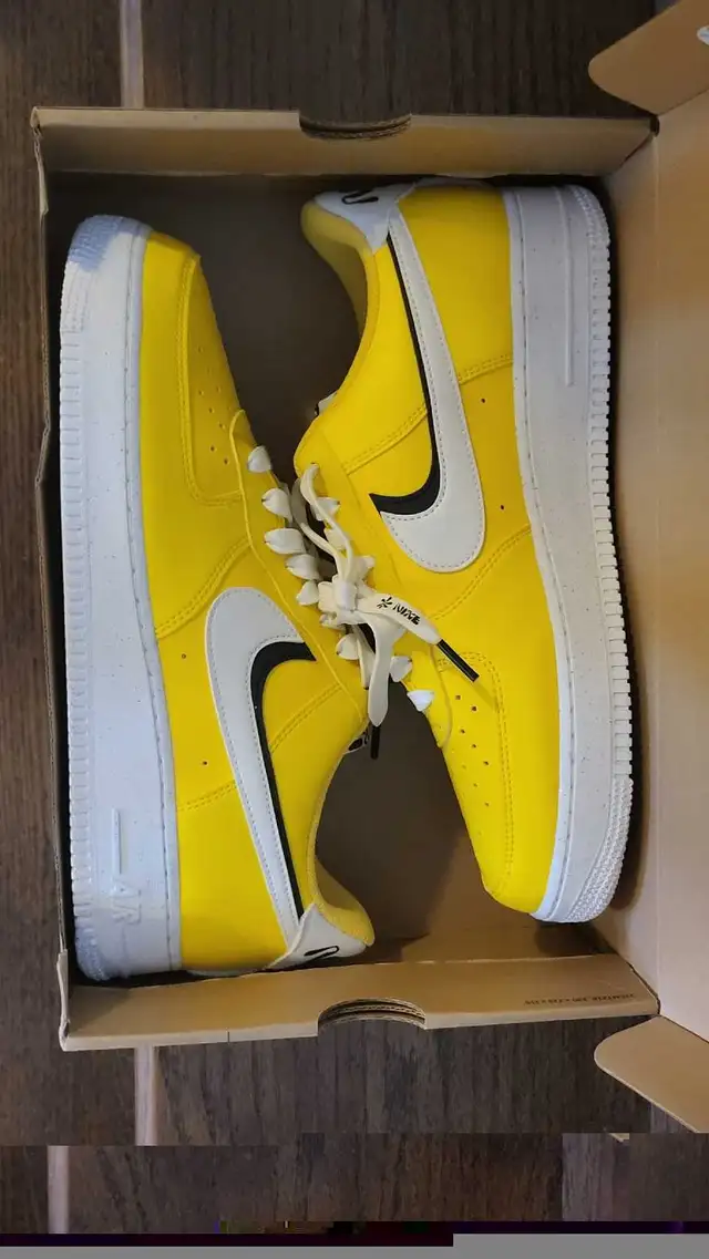 Nike Airforce 1 size 11 in Men's Shoes in Cambridge - Image 3