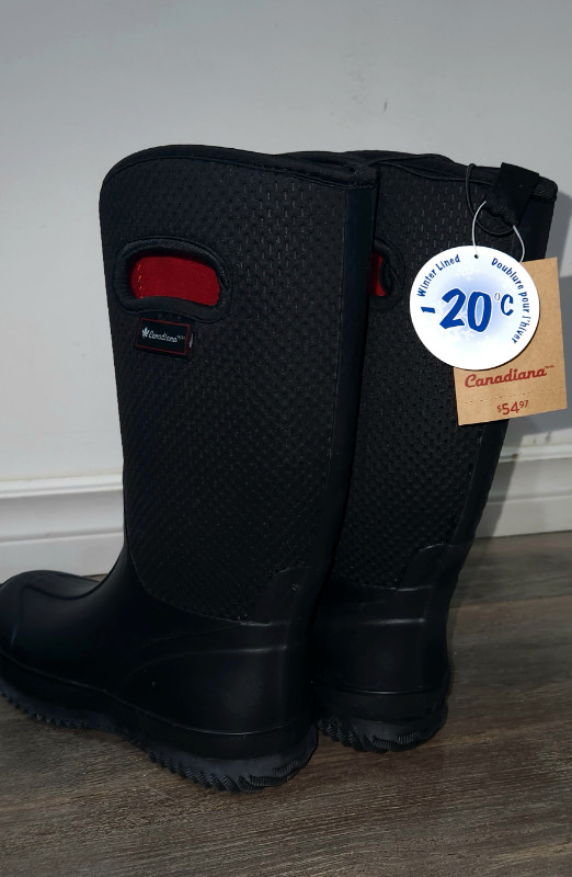 NEW  Winter Boots -   Junior Size 4 or Women size 6 in Kids & Youth in Gatineau - Image 2