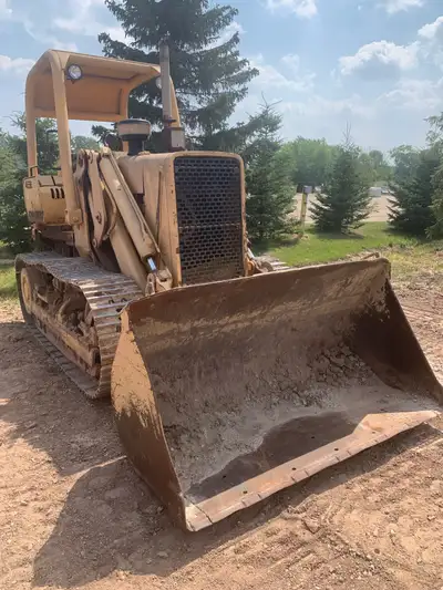 JOHN DEERE CRAWLERS & PARTS FOR SALE. NEW & USED PARTS AVAILABLE . " YES WE SHIP " ! SPECIALIST IN J...