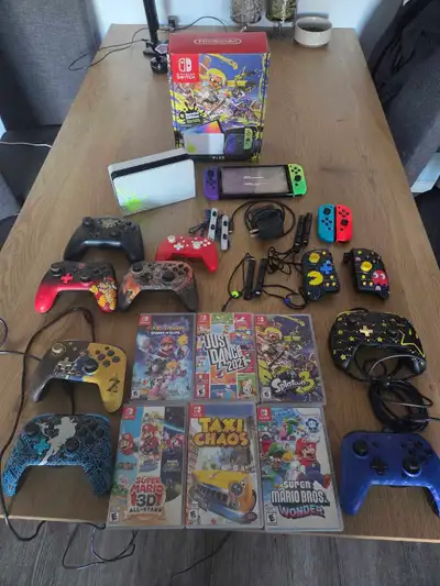 Nintendo Switch OLED Splatoon edition, View more