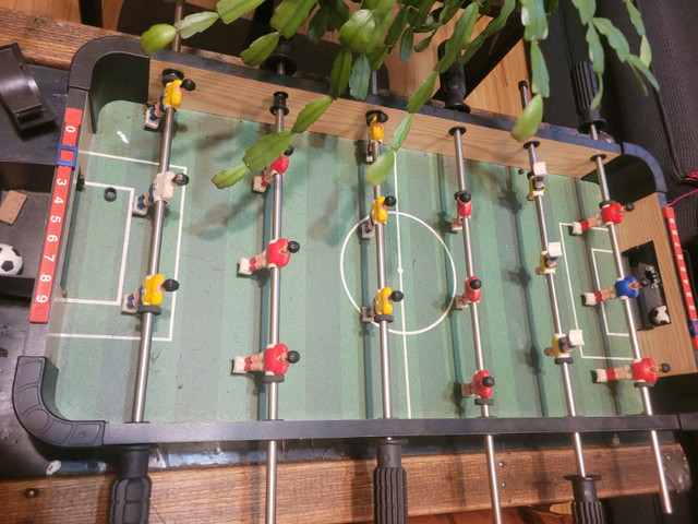 Mini Foosball Table in Toys & Games in Dartmouth - Image 2