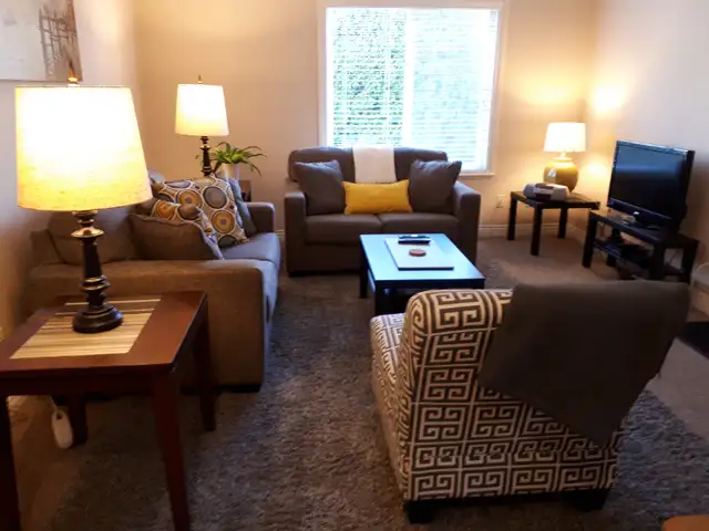 Furnished 1 Bedroom Suite in Short Term Rentals in Delta/Surrey/Langley - Image 3