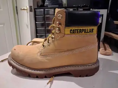 Caterpillar Women's Safety Boots - Steel Toe - Size 8.5, View more