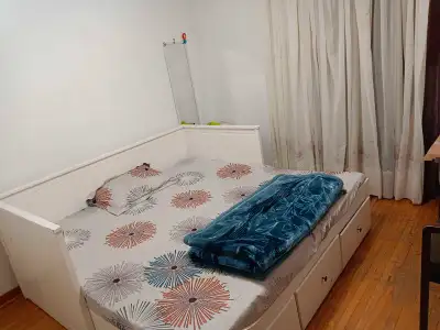 Room for rent for a girl in sharing. Major intersection morning star & airport rd. All utilities inc...
