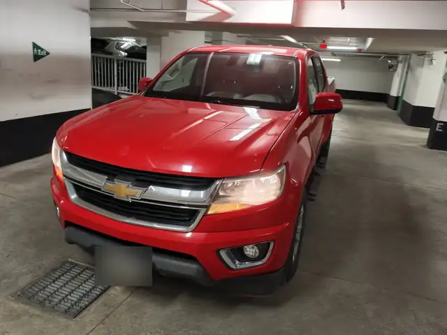 2016 Chevrolet Colorado Crew Cab - Red
