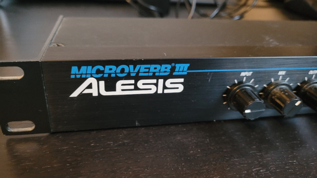 Alesis Microverb III Digital Reverb in Pro Audio & Recording Equipment in City of Toronto - Image 4