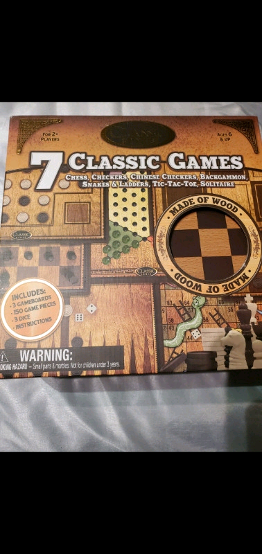 7 in 1 Classic Wood Board games in Toys & Games in Ottawa - Image 2