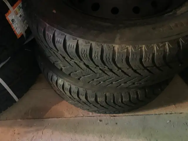 Nokian Hakkapeliitta pour Subaru Pneus hiver sur jantes in Tires & Rims in Saguenay - Image 5