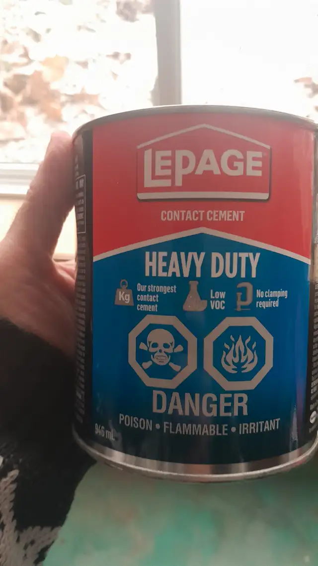 Brand new can of contact cement in Painting & Paint Supplies in Hamilton - Image 3