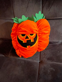 EUC  pumpkin costume for dog  HALLOWEEN $10