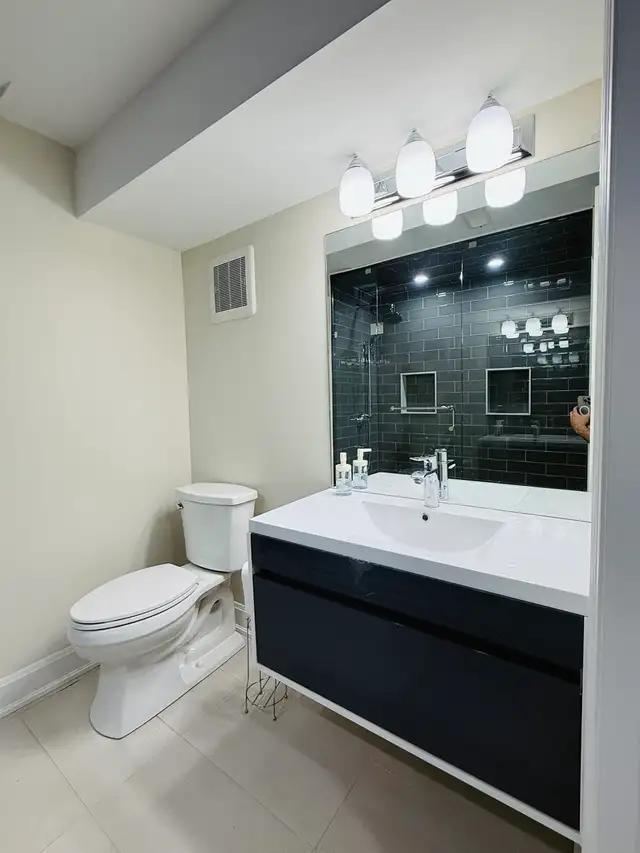 FOR RENT: Brand New, Modern Studio Basement Apartment! in Long Term Rentals in Markham / York Region - Image 5