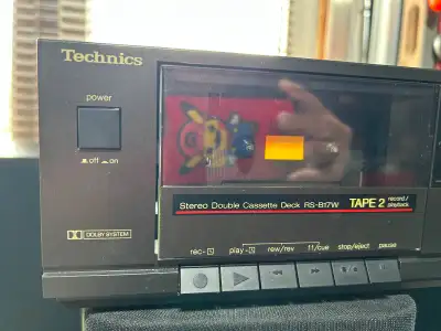 Vintage Technics RS-B17W Japan-made dual stereo cassette deck, View more