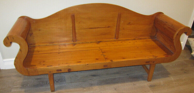 Antique Pine Bench-Circa 1880-1890’s (approx) in Arts & Collectibles in Oshawa / Durham Region - Image 3