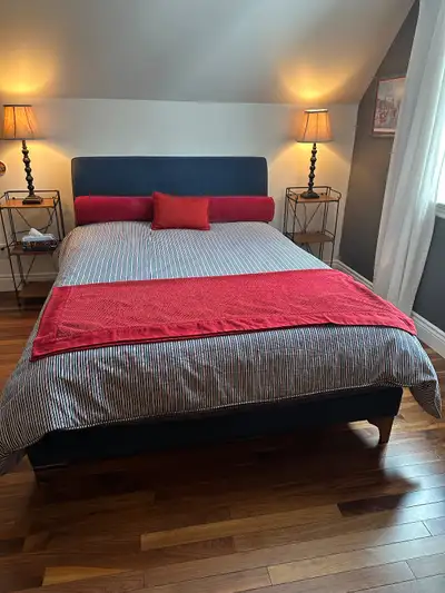 Lit Queen, matelas, et literie, View more