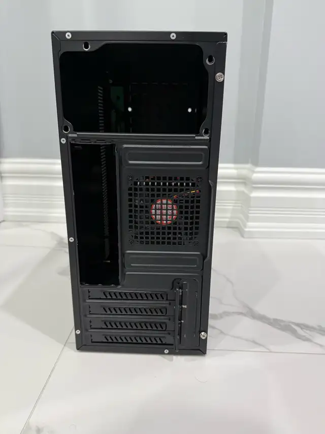 Computer Case in System Components in Mississauga / Peel Region - Image 9
